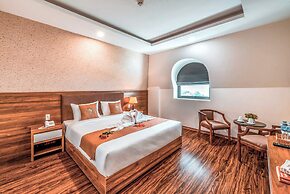 Night Sea Hotel
