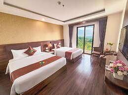 Night Sea Hotel