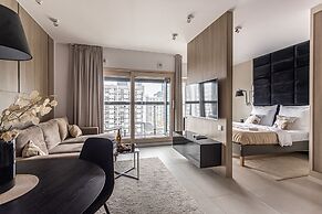 Mennica Residence