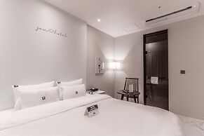 Zam 101 Hotel