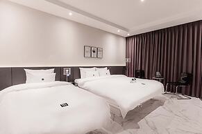 Zam 101 Hotel