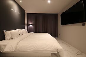 Zam 101 Hotel