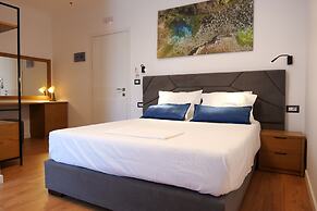 Hilltop Heaven Hotel