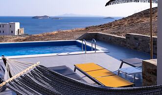 Antigoni Villas