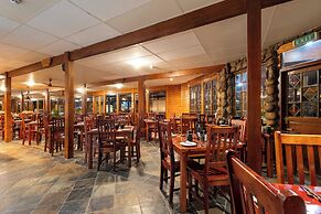 Knysna Log-Inn Hotel