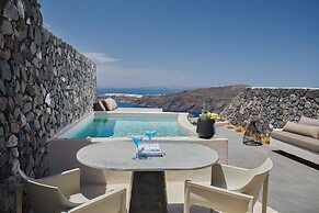 Divine Boutique Cave Experience