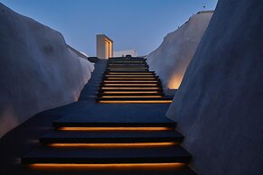 Divine Boutique Cave Experience