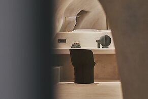 Divine Boutique Cave Experience