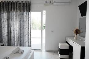 Eos ApartHotel