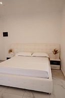 Eos ApartHotel