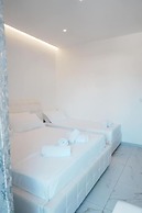 Eos ApartHotel
