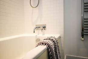 Lancefield Quay Hydro Apartments