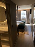 Omid Saldanha Hotel