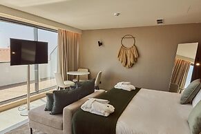 Omid Saldanha Hotel