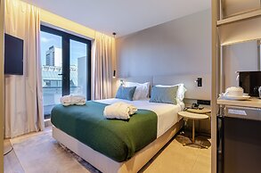 Omid Saldanha Hotel