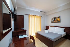 Hotel Milo