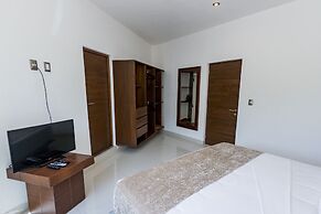 La Loma Suites