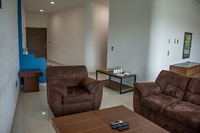 La Loma Suites