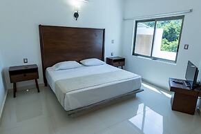 La Loma Suites