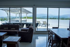 La Loma Suites