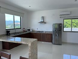 La Loma Suites