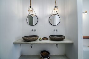 The Amethyst Exclusive Suites Oia