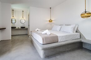 The Amethyst Exclusive Suites Oia