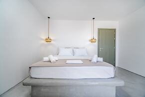 The Amethyst Exclusive Suites Oia