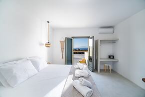 The Amethyst Exclusive Suites Oia