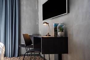 Peak 12 Design Hotel