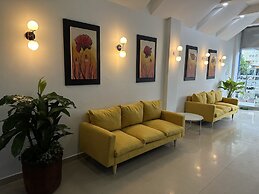Hotel Cinera
