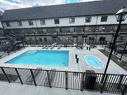 Three Townhouse Combo - Families and Large Groups