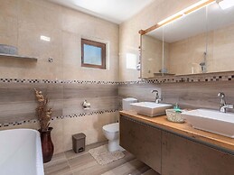 Villa in Brtonigla With Private Pool