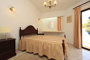 Portuguese Rustic Style Villa With Private Pool