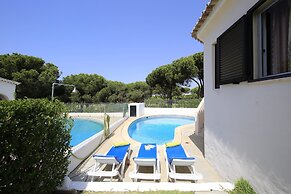 Portuguese Rustic Style Villa With Private Pool