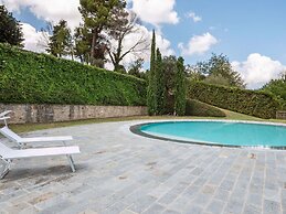 Serene Apartment With Pool