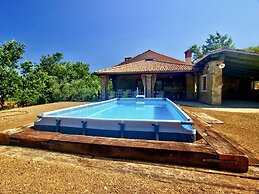 Large Apartment in Hrastovlje With Private Swimming Pool