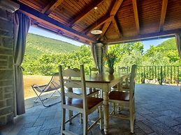 Large Apartment in Hrastovlje With Private Swimming Pool