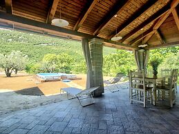 Large Apartment in Hrastovlje With Private Swimming Pool