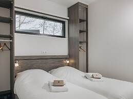 Comfy Lodge with Microwave near Markermeer