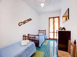 Beachfront Villa With Solarium