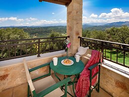 Villa in Tavronitis With Pool & Stunning Views