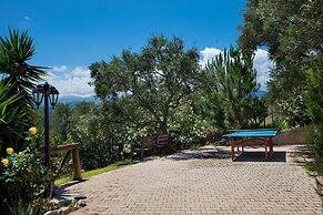 Villa in Tavronitis With Pool & Stunning Views