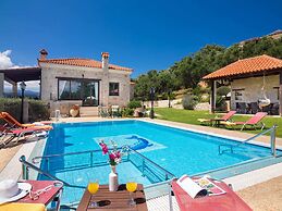 Villa in Tavronitis With Pool & Stunning Views