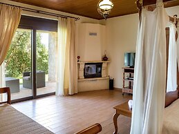 Villa in Tavronitis With Pool & Stunning Views