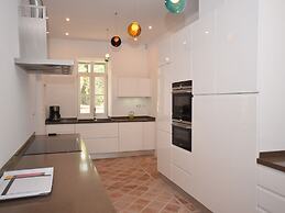 Elegant Loule Mansion With Pool