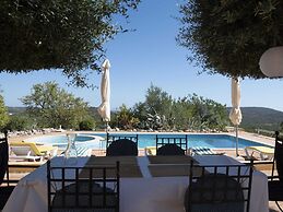 Elegant Loule Mansion With Pool
