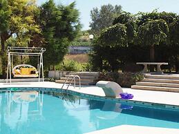Sprawling Villa Near Alenquer