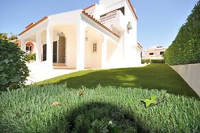 Spacious Villa With Private Pool