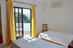 Villa in Vilamoura With Private Pool